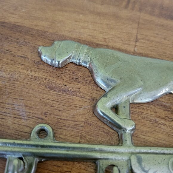 Vintage Brass Key Holder Keychain Hunting Dog Hunting Passion Hound Dog Decor T7 - Picture 5 of 9